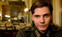inglourious-basterds-2