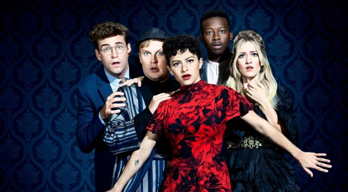 Primul sezon din serialul “SEARCH PARTY” disponibil pentru binging pe YouTube