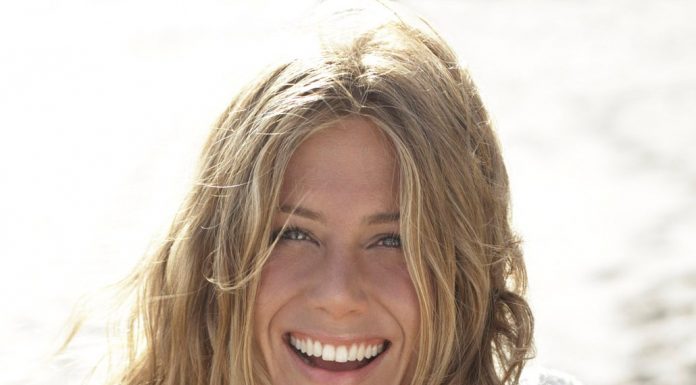 E! – Jennifer Aniston desemnată “The People’s Icon of 2019” în cadrul galei E! People’s Choice Awards