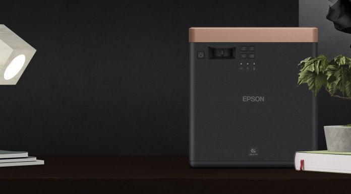 EPSON EF-100B – “Cel mai mic proiector laser 3LCD din lume” la teste!
