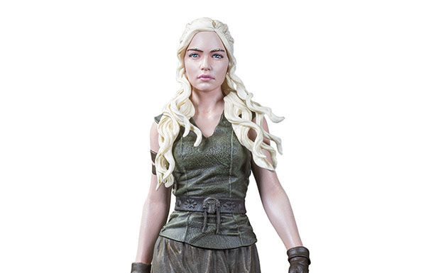 Daenerys Targaryen – Dark Horse – Prezentare