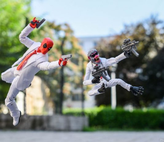 Figurine “Out in the Wild” – Marvel Legends Deadpool, Hitmonkey and Headpool Hasbro