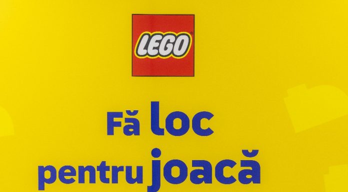 Studiu Grupul LEGO: 1 din 5 părinți din România declară că nu s-a jucat niciodată cu copilul său