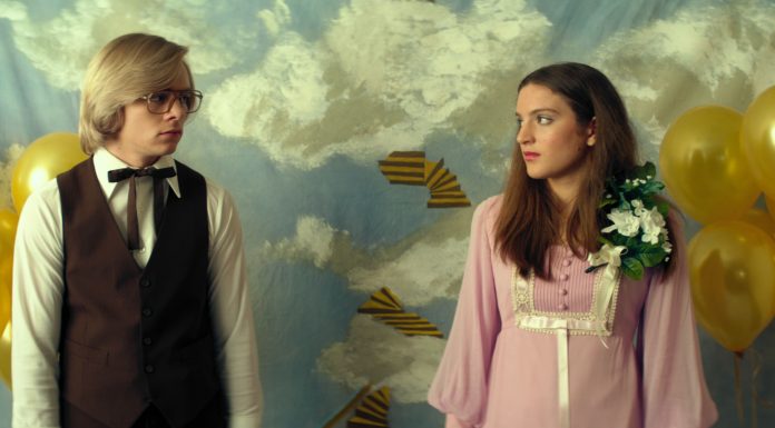 Filmul lunii pe FilmBox: „Prietenul meu Dahmer” – povestea unuia dintre cei mai faimoși criminali în serie