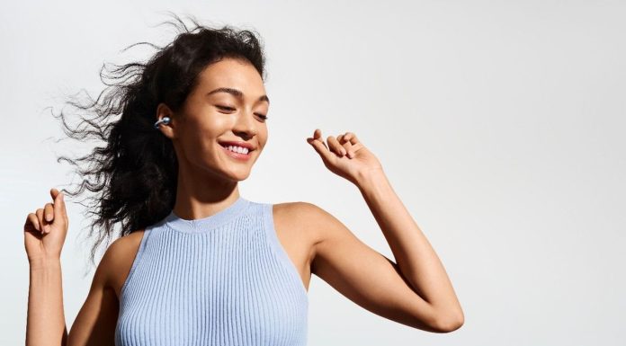 Huawei FreeClip 2: “Abia le simți. Claritate surprinzătoare.”