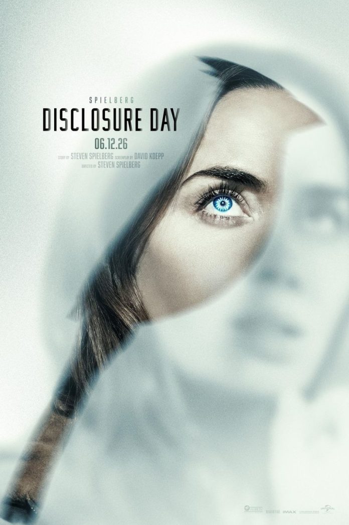 disclosure-day-303177l-1600x1200-n-51cdbf94