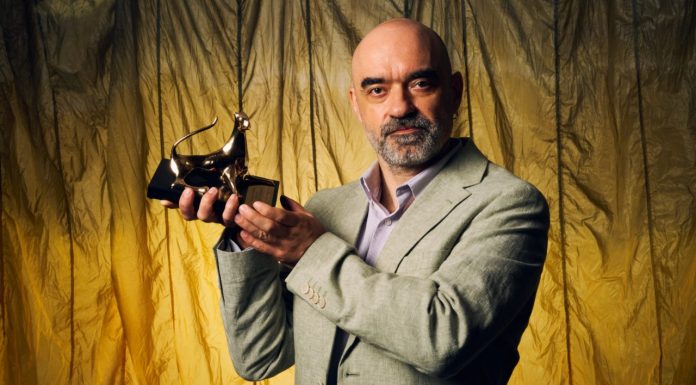 Filmul românesc „Nu e locul tău aici”, regizat de Florin Șerban, cu Adrian Văncică în rolul principal, este marele câștigător al Festivalului Internațional de Film de la Locarno!